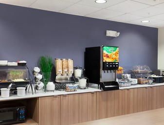 Microtel Inn & Suites By Wyndham Beaver Falls Restaurant foto